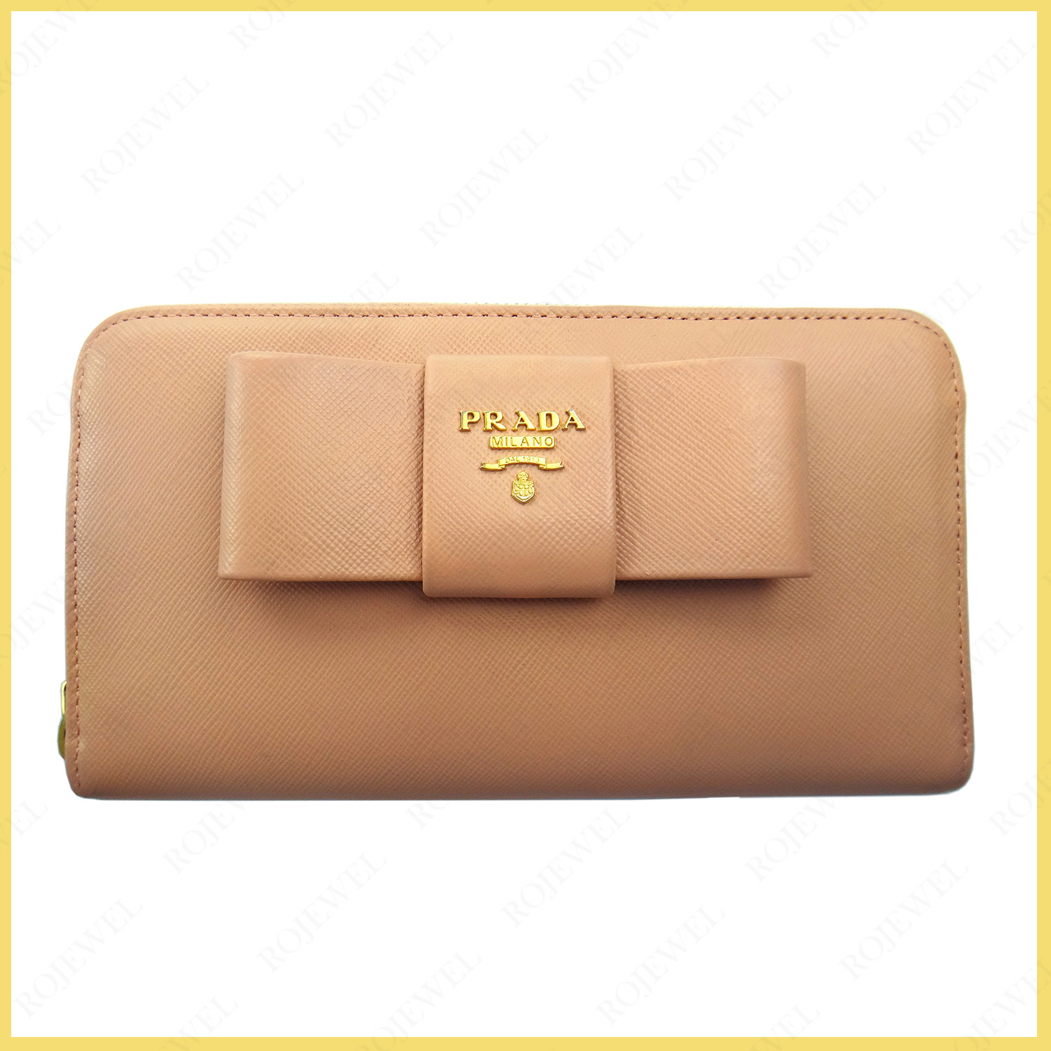 普拉達(dá)（Prada）錢(qián)夾清潔補(bǔ)色修復(fù)