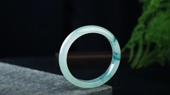 怎樣保養(yǎng)手鐲 翡翠手鐲怎么保養(yǎng) 怎樣保養(yǎng)手鐲 翡翠手鐲怎么保養(yǎng)