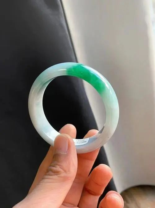 怎樣保養(yǎng)手鐲 翡翠手鐲怎么保養(yǎng) 怎樣保養(yǎng)手鐲 翡翠手鐲怎么保養(yǎng)