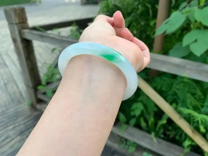 玉鐲修復(fù)都有哪些方法