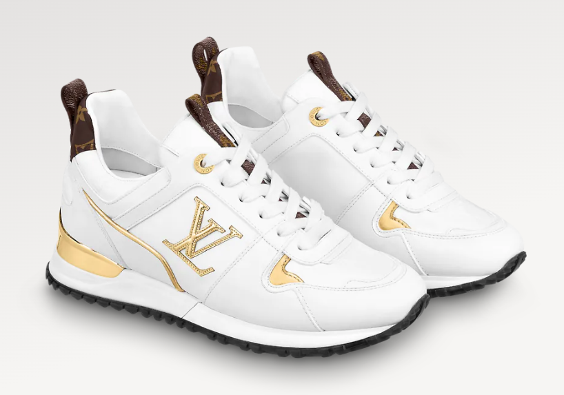 手把手教你奢侈品護(hù)理，輕松保護(hù)你的珍寶 (簡單易懂的保養(yǎng)指南)