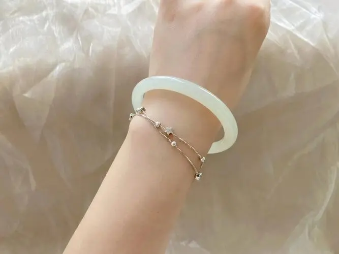 修復(fù)一個(gè)玉鐲需要多少錢？玉鐲修復(fù)價(jià)格是多少？