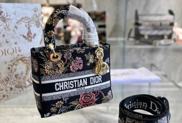 DIOR迪奧包包肩帶拉絲修復(fù)翻新