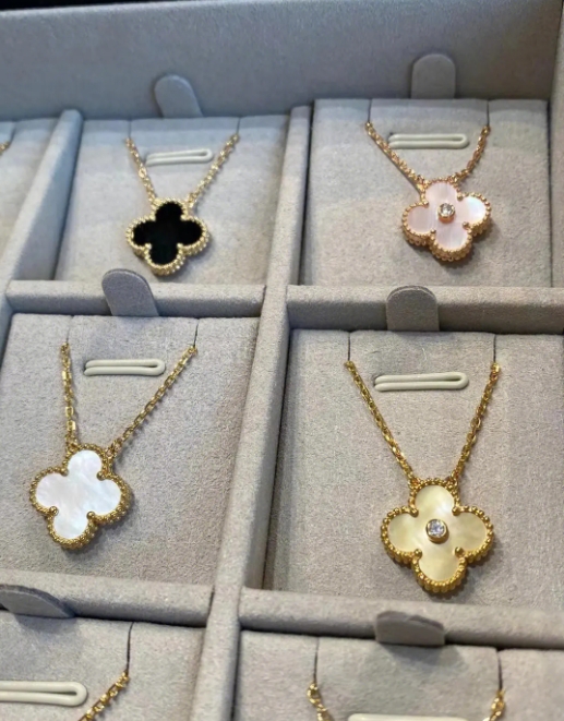 梵克雅寶項鏈斷了修一下要多少錢