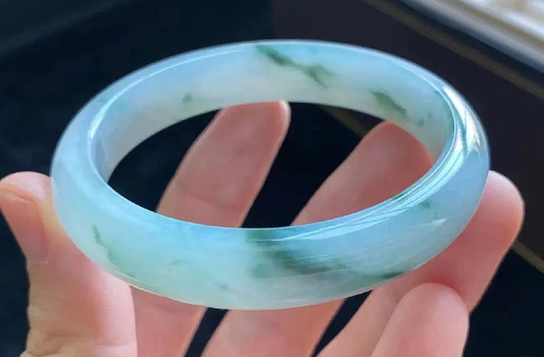 手鐲裂紋如何修復？手鐲無痕修復是真的嗎？