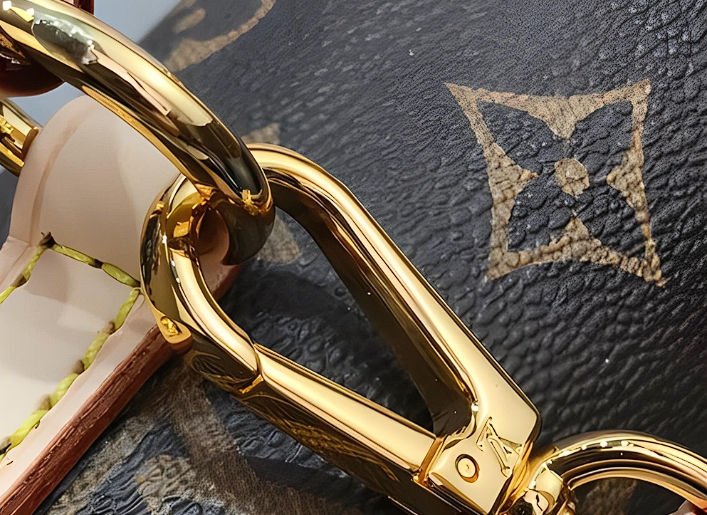 奢侈品包包搭扣壞了能修嗎？包上面的搭扣掉了怎么修？