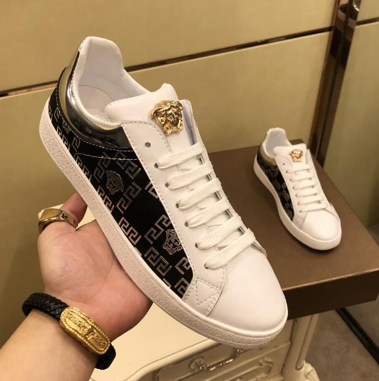 鞋子維修需要多少錢？鞋子開線修復(fù)需要多少錢？
