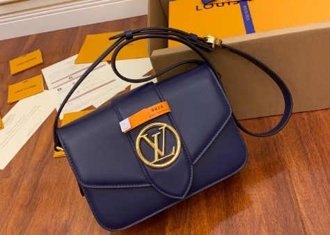 如何找到專業(yè)的LV包包修復(fù)服務(wù)？LV包包修復(fù)一般需要多長時間？