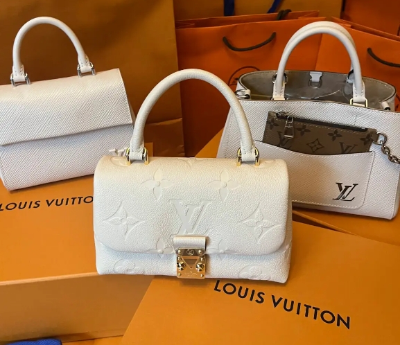 LV包包修復(fù)后是否會恢復(fù)原有的外觀？LV包包修復(fù)服務(wù)是否覆蓋所有款式和材質(zhì)？