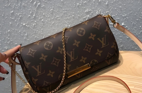 LV包包維修可以修復(fù)貼花嗎？LV包包維修會(huì)提供保養(yǎng)建議嗎？
