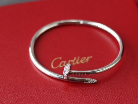 手鐲變形了怎么修復？手鐲變形修復要多少錢？