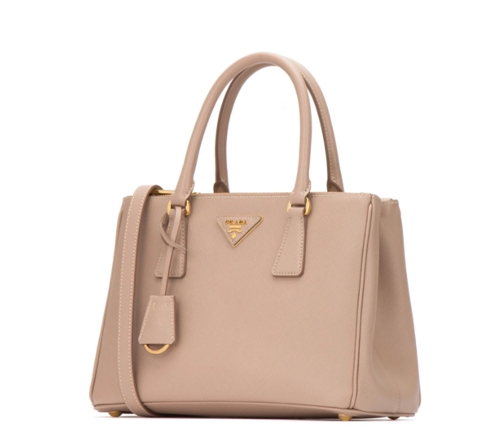 Prada包包有破洞怎么修復(fù)？Prada 包包的縫線開了如何修復(fù)？