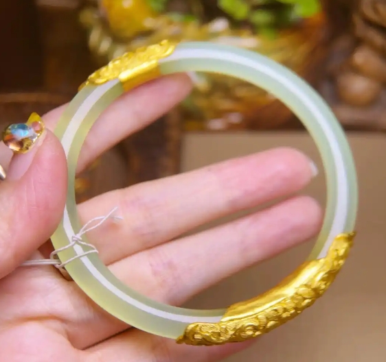 玉手鐲有無痕修復嗎？玉手鐲包金修復去哪里？