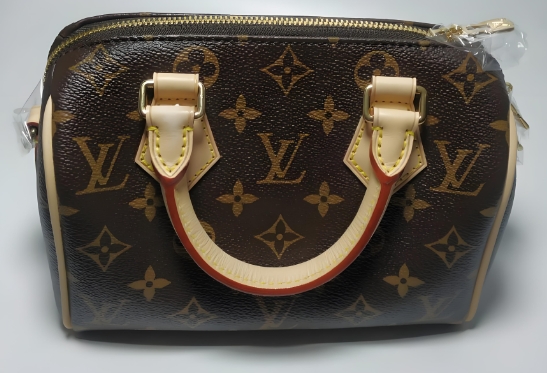 如何修復(fù)皮具上的色差？皮革護(hù)理與修復(fù)全攻略！