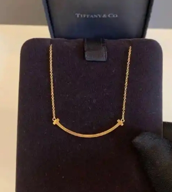 Tiffany項(xiàng)鏈變黑翻新方法，自己能做嗎？