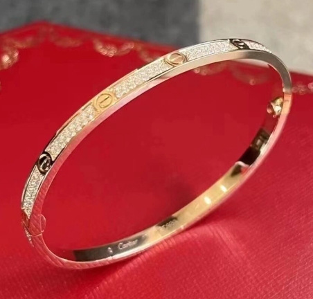 卡地亞LOVE手鐲劃痕怎么修？修復多少錢？