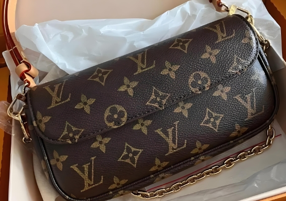 LV包包維修價(jià)格大揭秘，看看你被坑了沒(méi)？